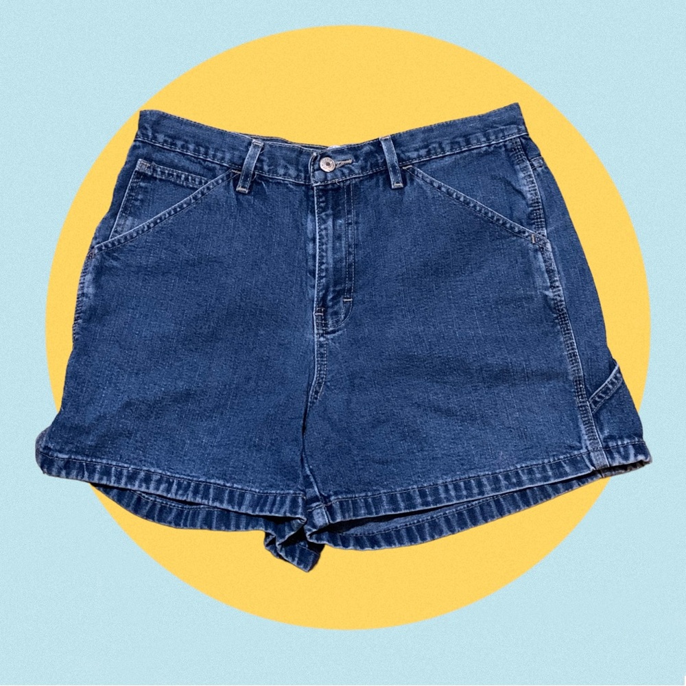 Vintage 2000s y2k mid rise Tommy Hilfiger denim shorts